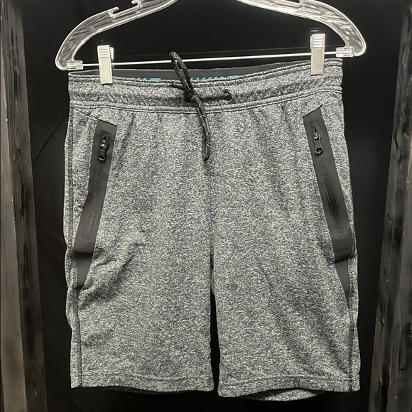 American Eagle Outfitters Heathered Gray Athletic Shorts - Picture 1 of 4